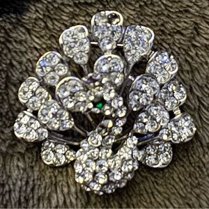 Elegant Silver Crystal Peacock Brooch Artificial Jewelry